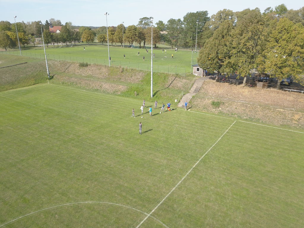 Sportplätze mit Tribüne